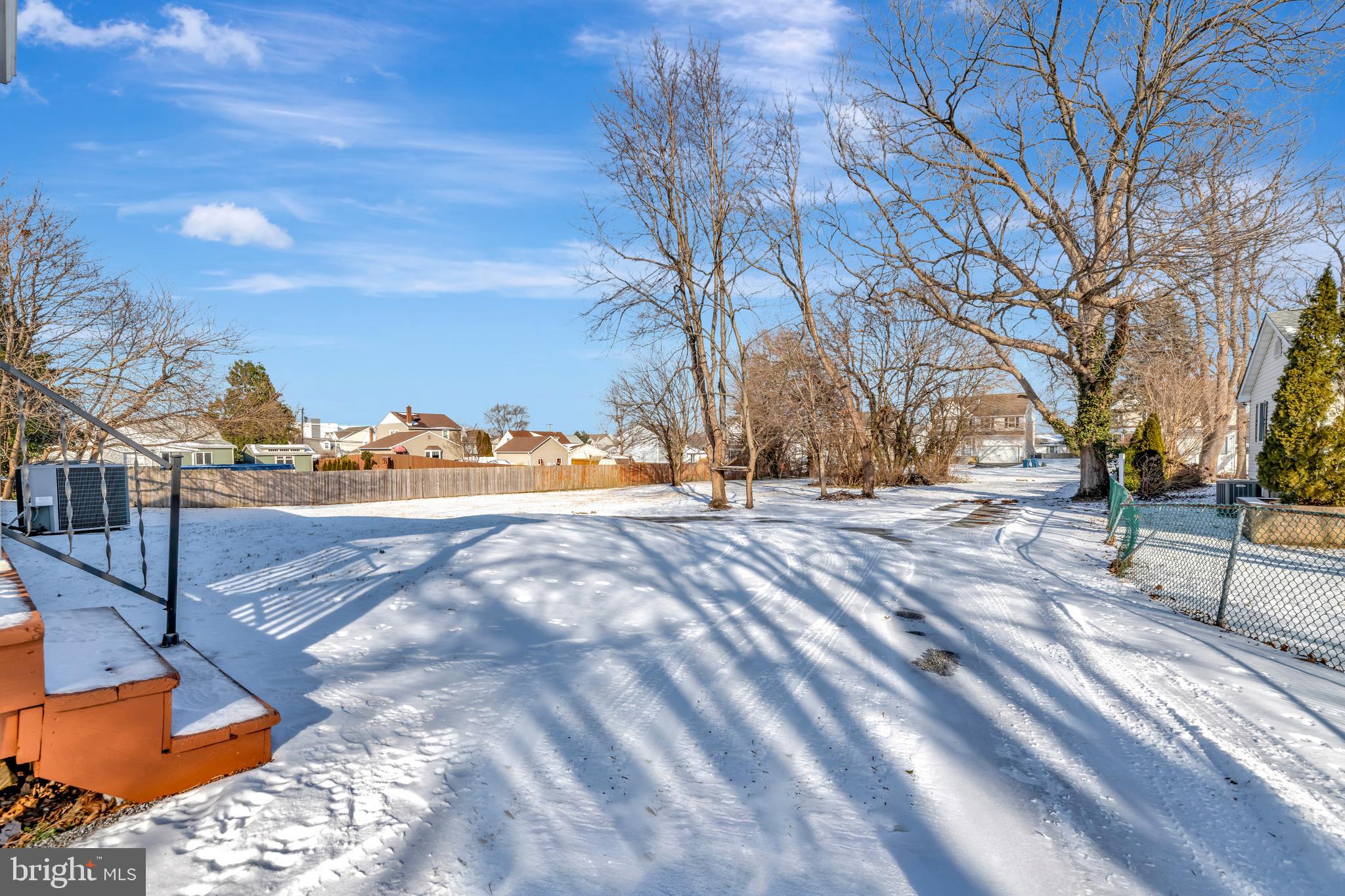 609 Boxwood Road Wilmington, DE 19804 - Photo 3 of 17