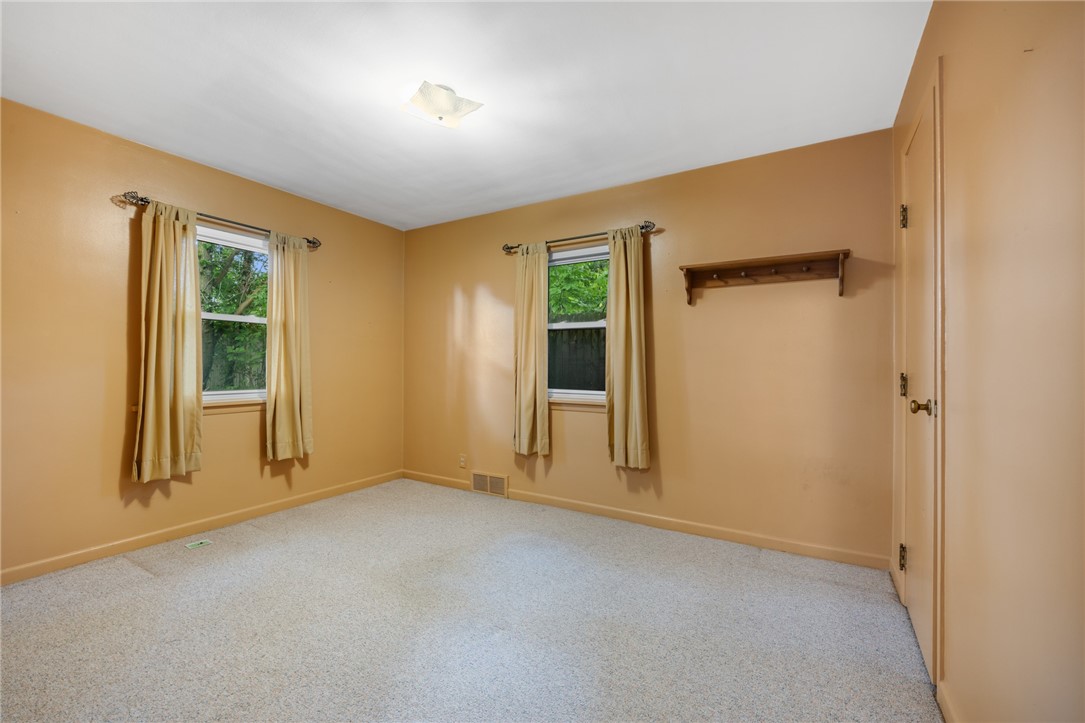 25 Wyncote Avenue Irondequoit, NY 14609 - Photo 15 of 24
