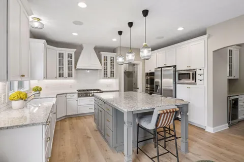 $1,295,000 | 3049 Fairway Drive, Chaska, MN 55318