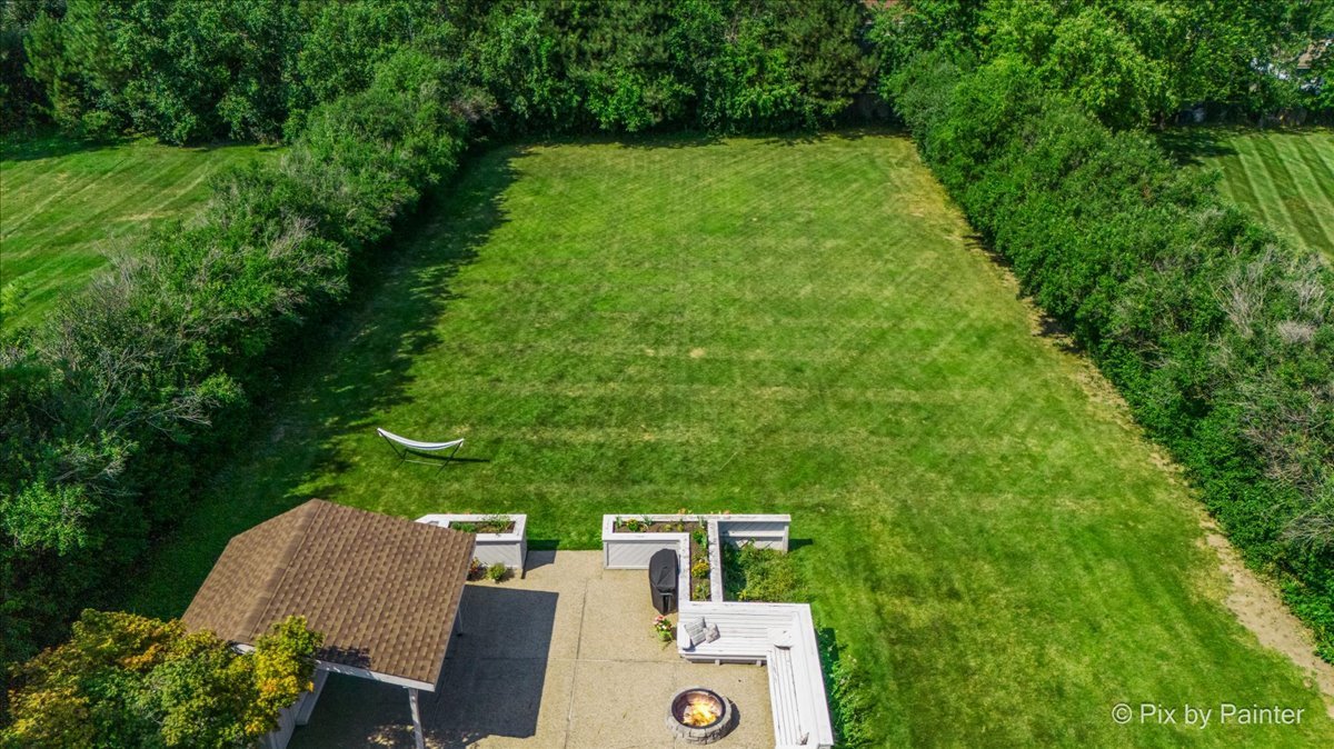 906 Edward Street Wheeling, IL 60090 - Photo 34 of 34 a view of a yard