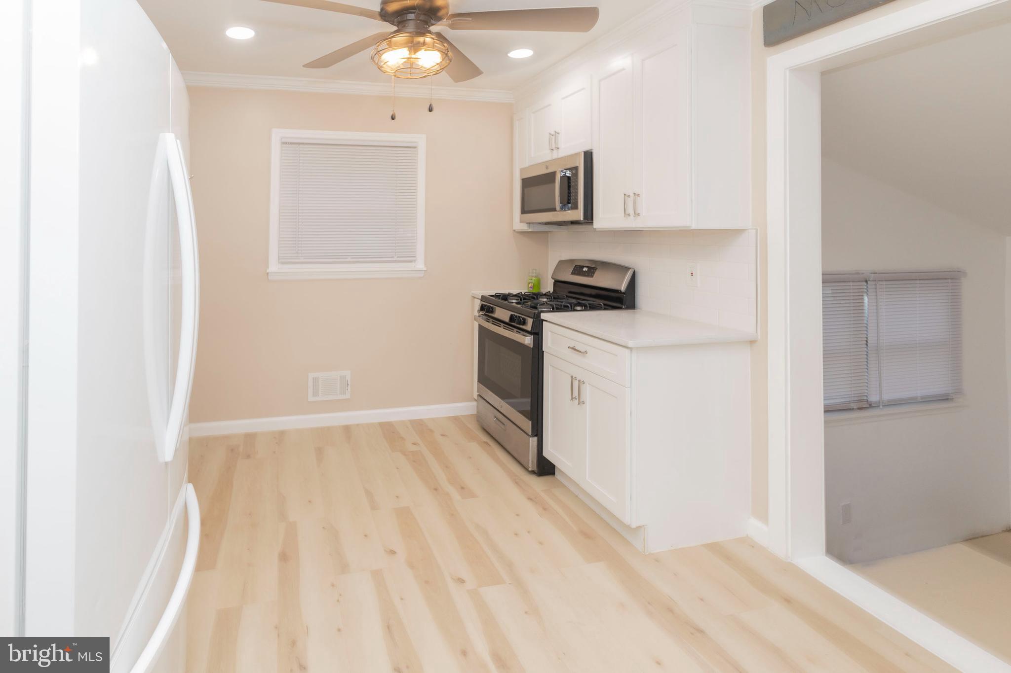 23 Falmouth Road Hamilton, NJ 08620 - Photo 18 of 49