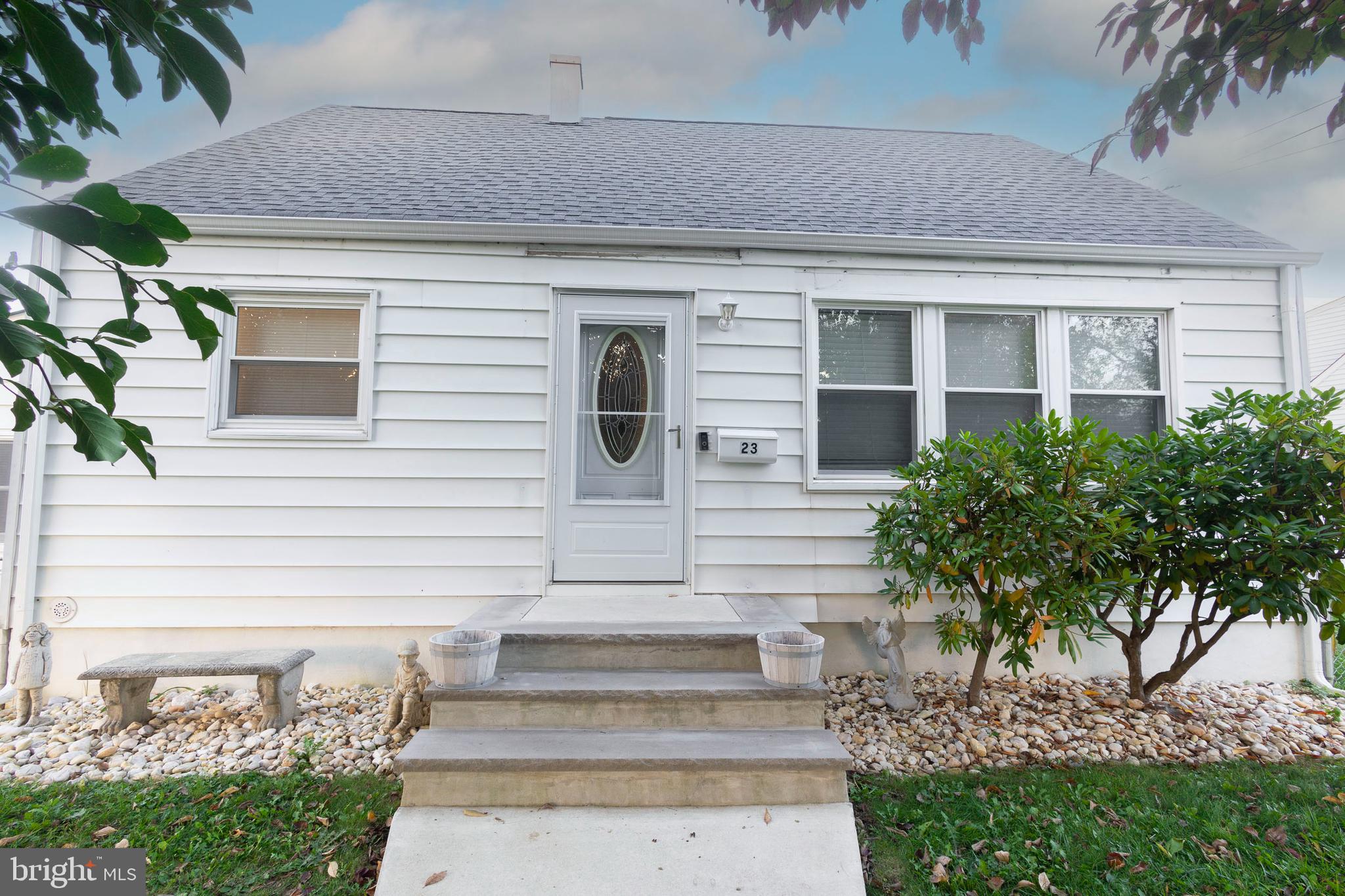 23 Falmouth Road Hamilton, NJ 08620 - Photo 2 of 49