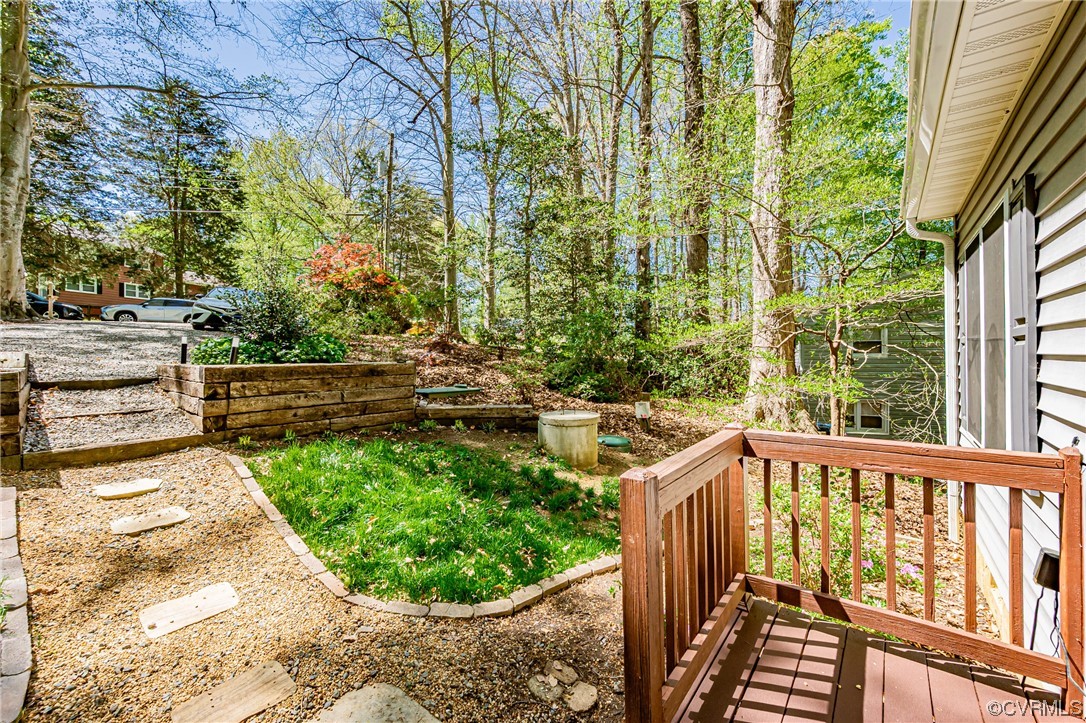 5643 Lakeview Road Quinton, VA 23141 - Photo 39 of 47 Gallery Image 39