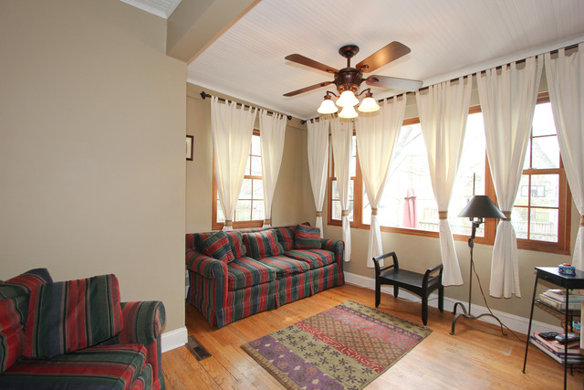 311 South Ridgeland Avenue Oak Park, IL 60302 - Photo 12 of 25 a living room with furniture and a window