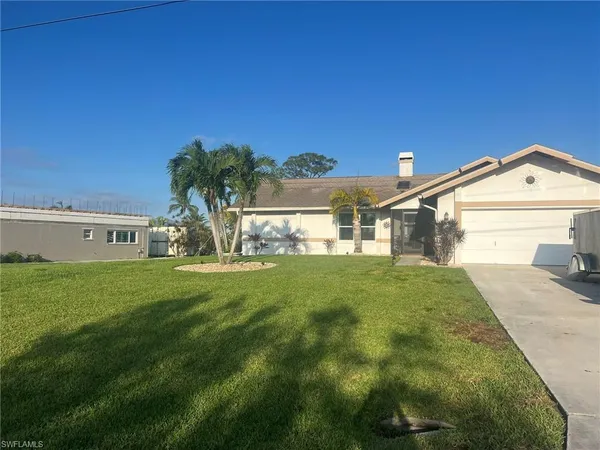 $3,000 | 20680 Park Place, Estero, FL 33928
