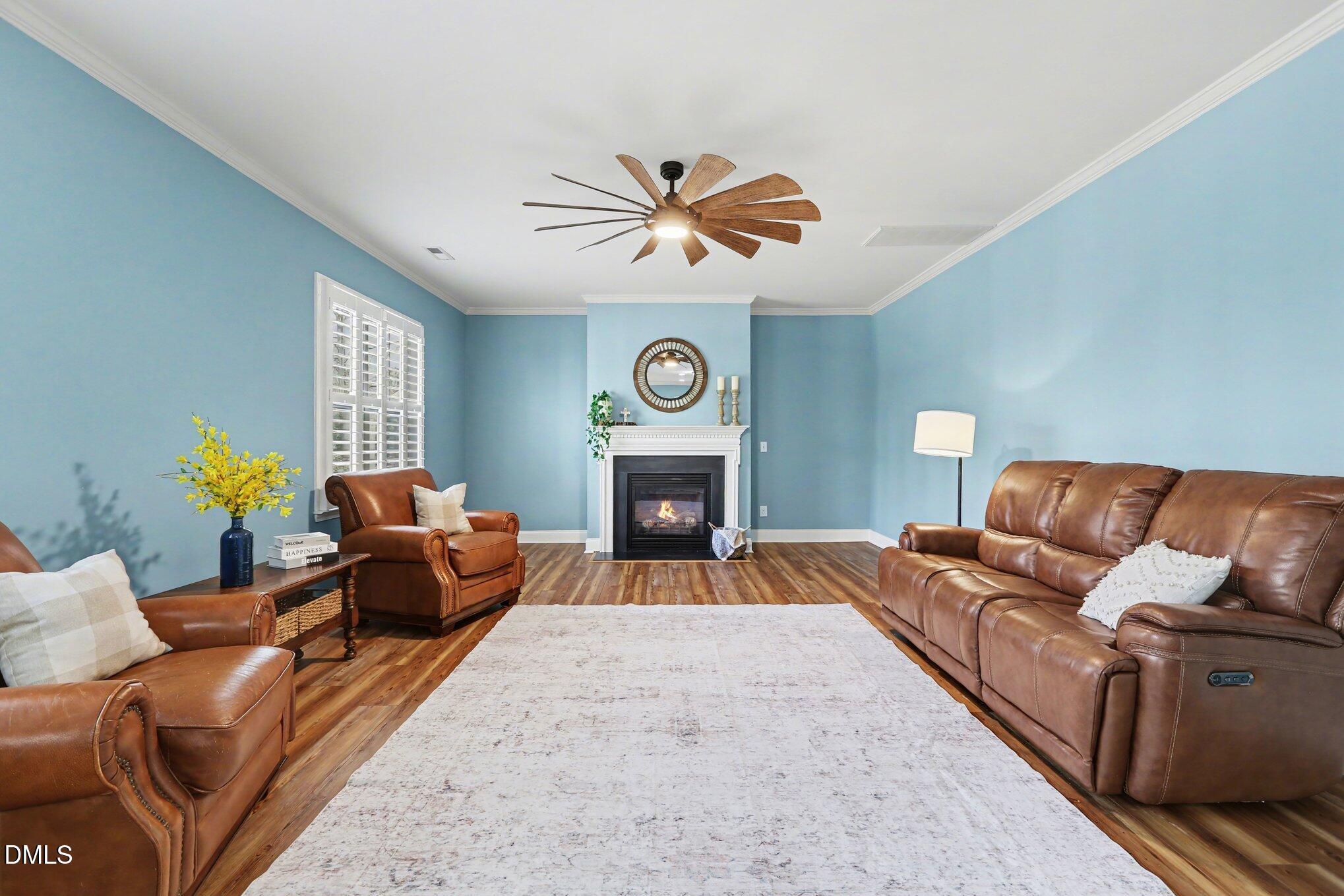 219 Friesan Way Rolesville, NC 27571 - Photo 7 of 41 004_file_4215