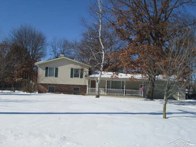 1865 Kaiser Tower Road Pinconning, MI 48650 - Photo 1 of 21