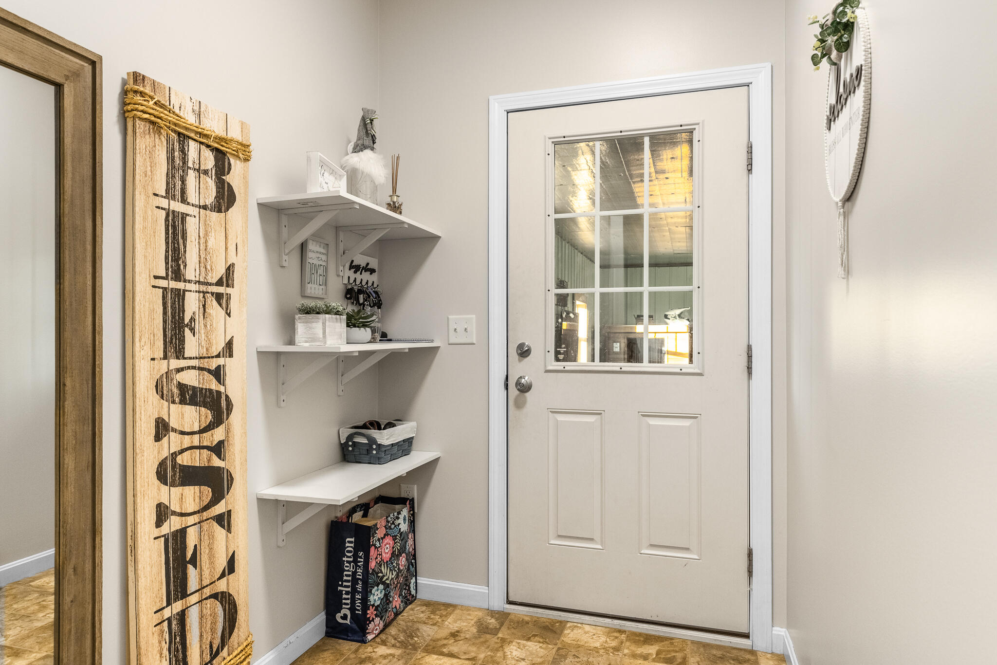 312 Kittredge Road Bangor, ME 04401 - Photo 7 of 30 House Interiors-15