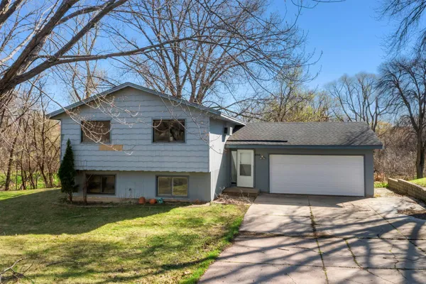 $293,000 | 6960 Dallas Lane North, Maple Grove, MN 55311