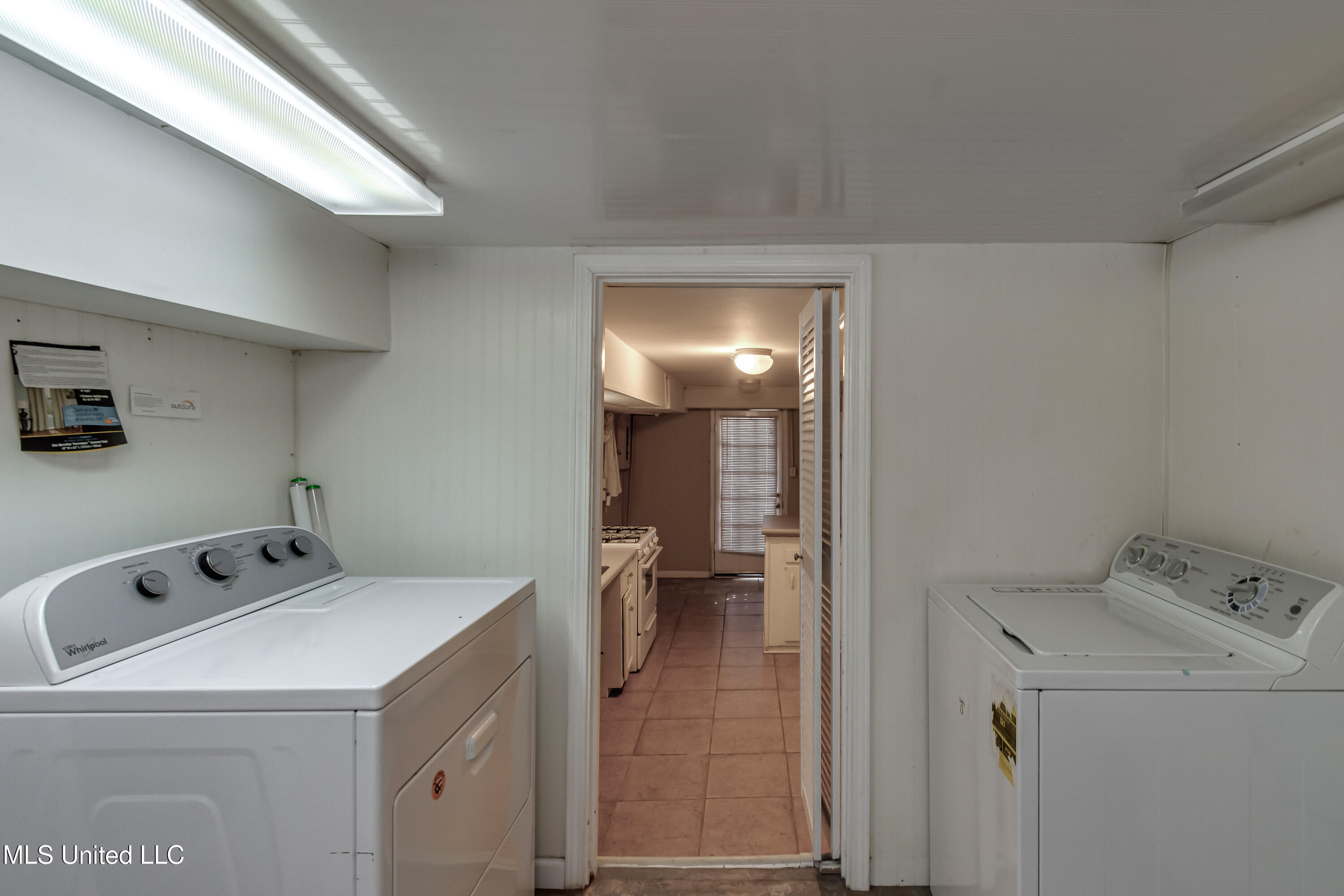 1505 Myrtle Street Jackson, MS 39202 - Photo 32 of 38 1505 Myrtle St-61