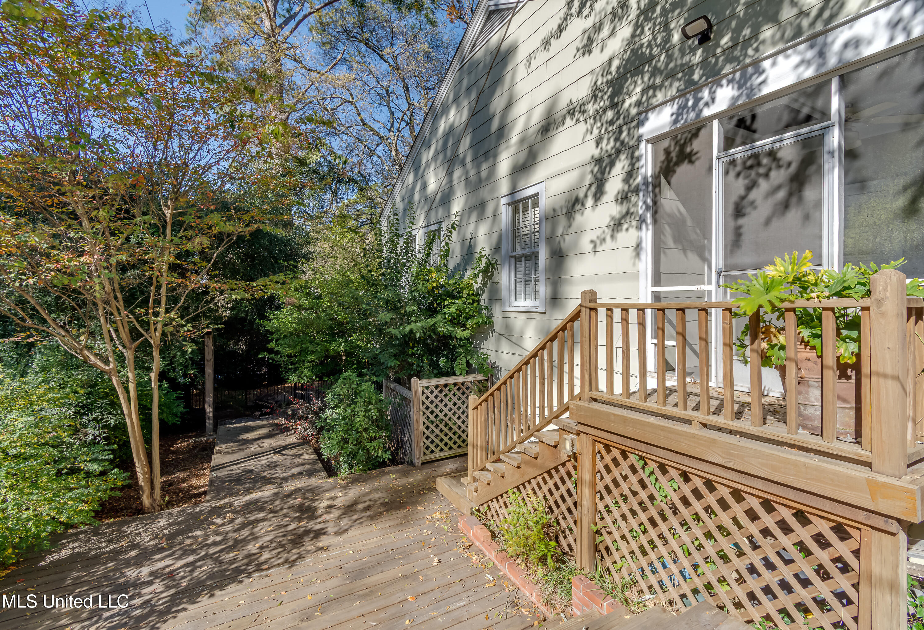 1505 Myrtle Street Jackson, MS 39202 - Photo 33 of 38 1505 Myrtle St-8