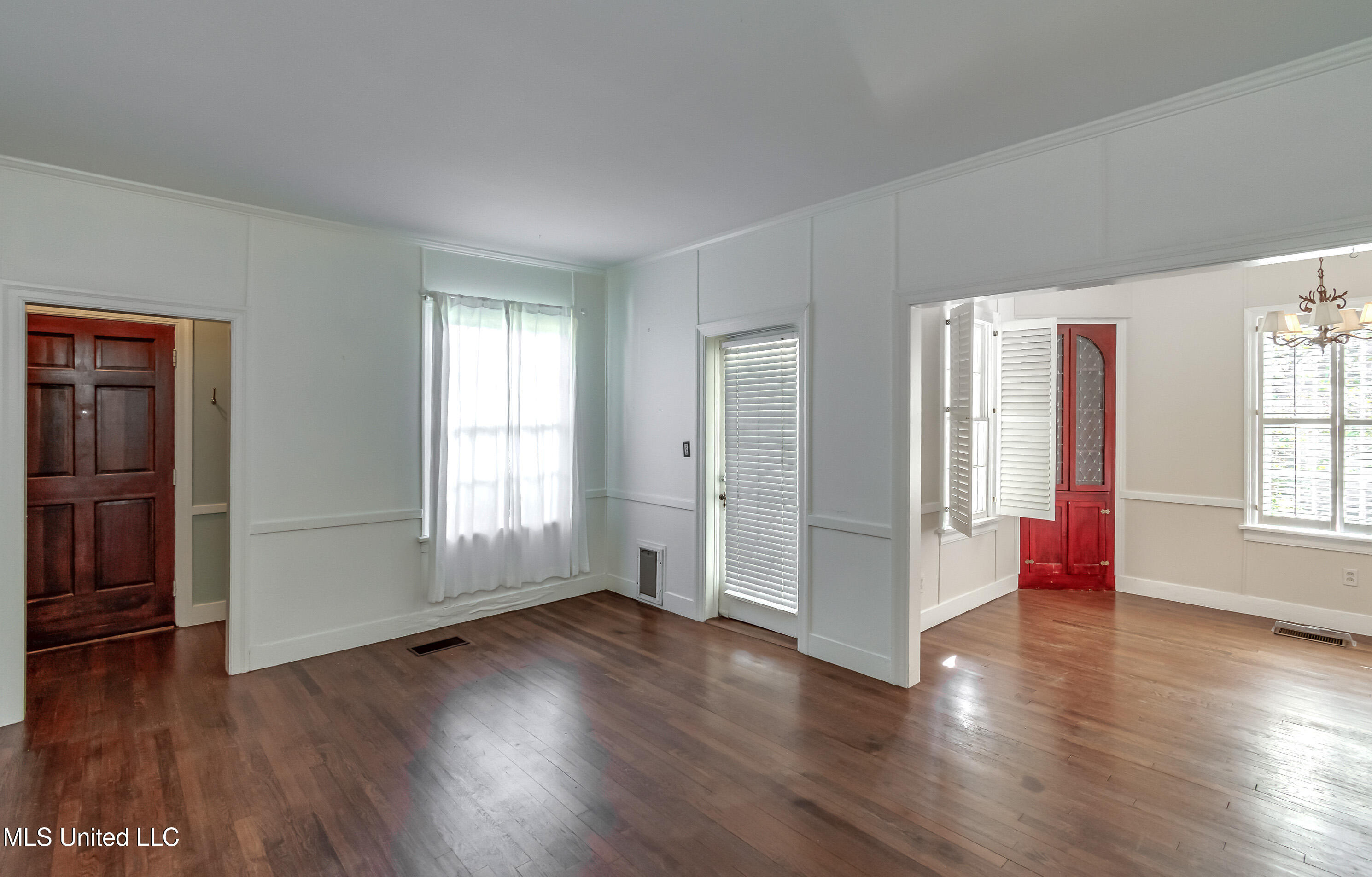 1505 Myrtle Street Jackson, MS 39202 - Photo 5 of 38 1505 Myrtle St-23