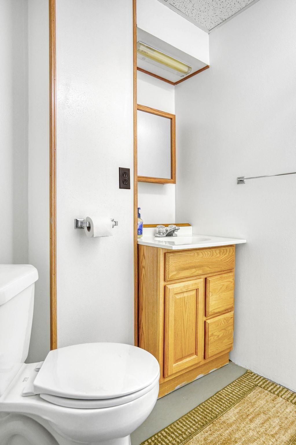 1202 Fulton Street Waterloo, IA 50707 - Photo 19 of 27 Gallery Image 19