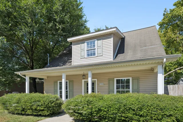 $319,000 | 406 South University Street, Murfreesboro, TN 37130