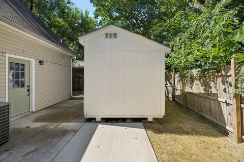 $319,000 | 406 South University Street, Murfreesboro, TN 37130