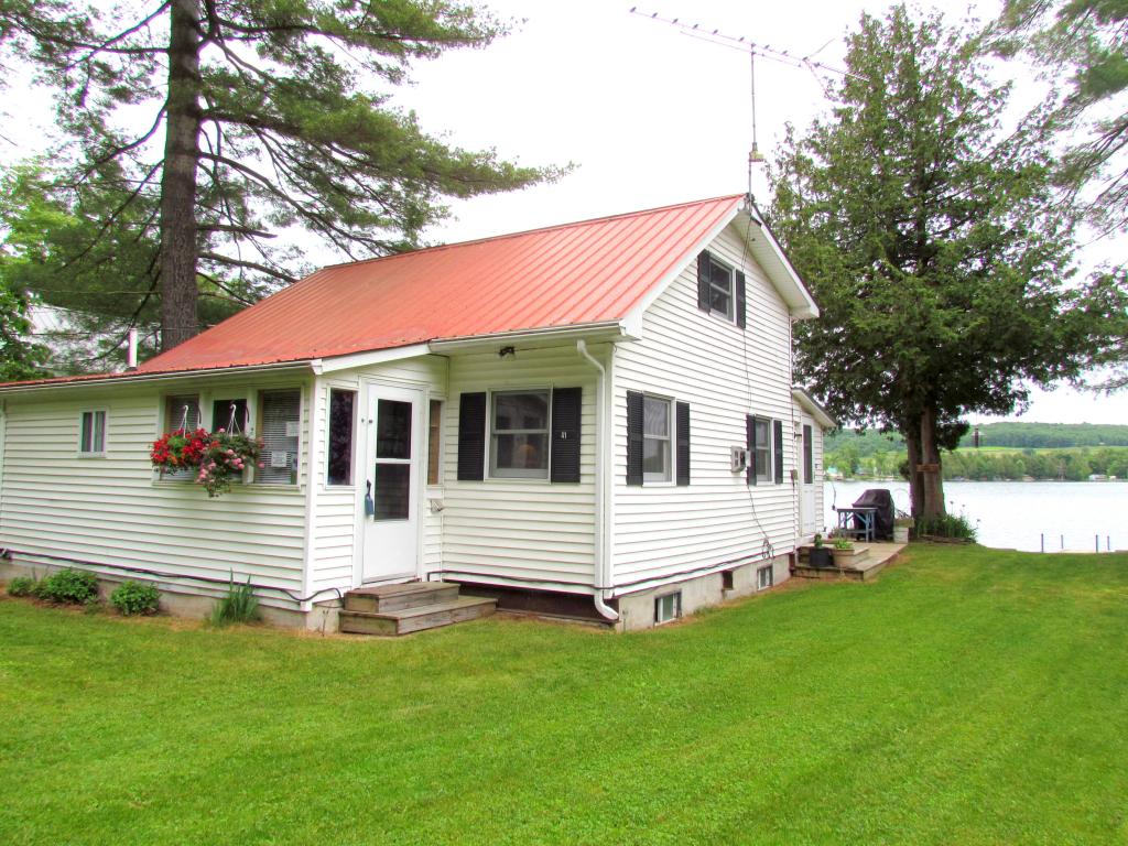 41 Camp Road Franklin, VT 05457 - Photo 1 of 30 Gallery Image 1