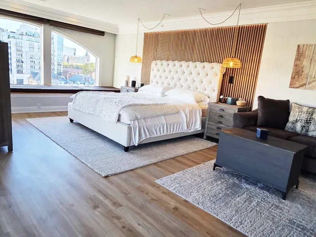 $3,950 | 1515 North Van Buren Street, Unit 510, Milwaukee, WI 53202