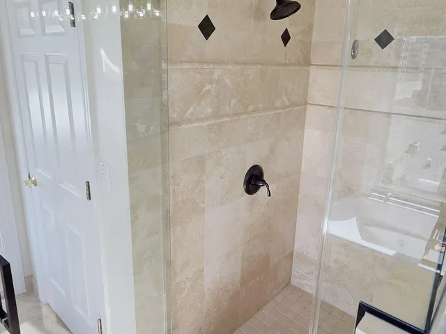 $3,950 | 1515 North Van Buren Street, Unit 510, Milwaukee, WI 53202