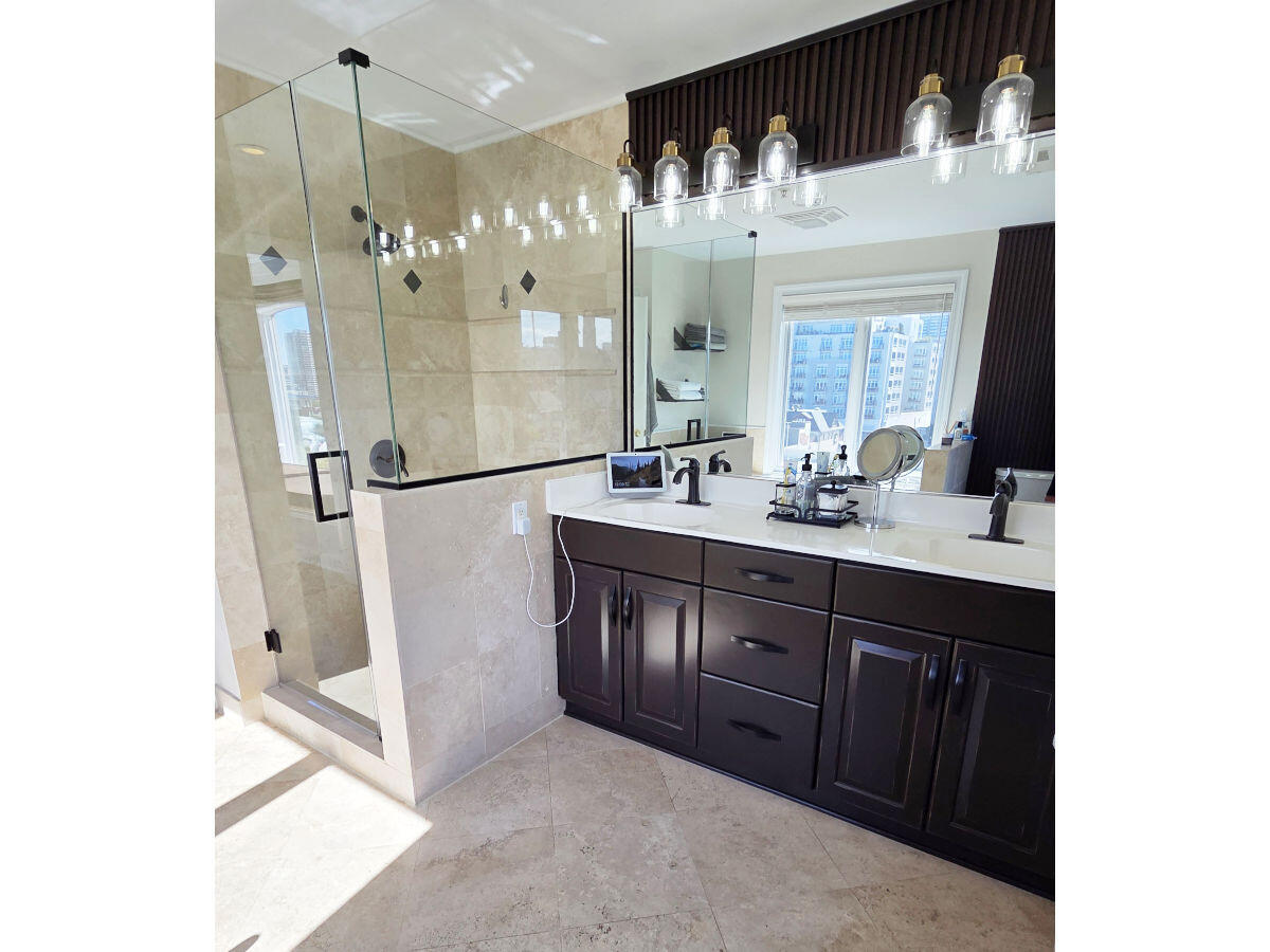 1515 North Van Buren Street, Unit 510 Milwaukee, WI 53202 - Photo 32 of 45 Master Bath