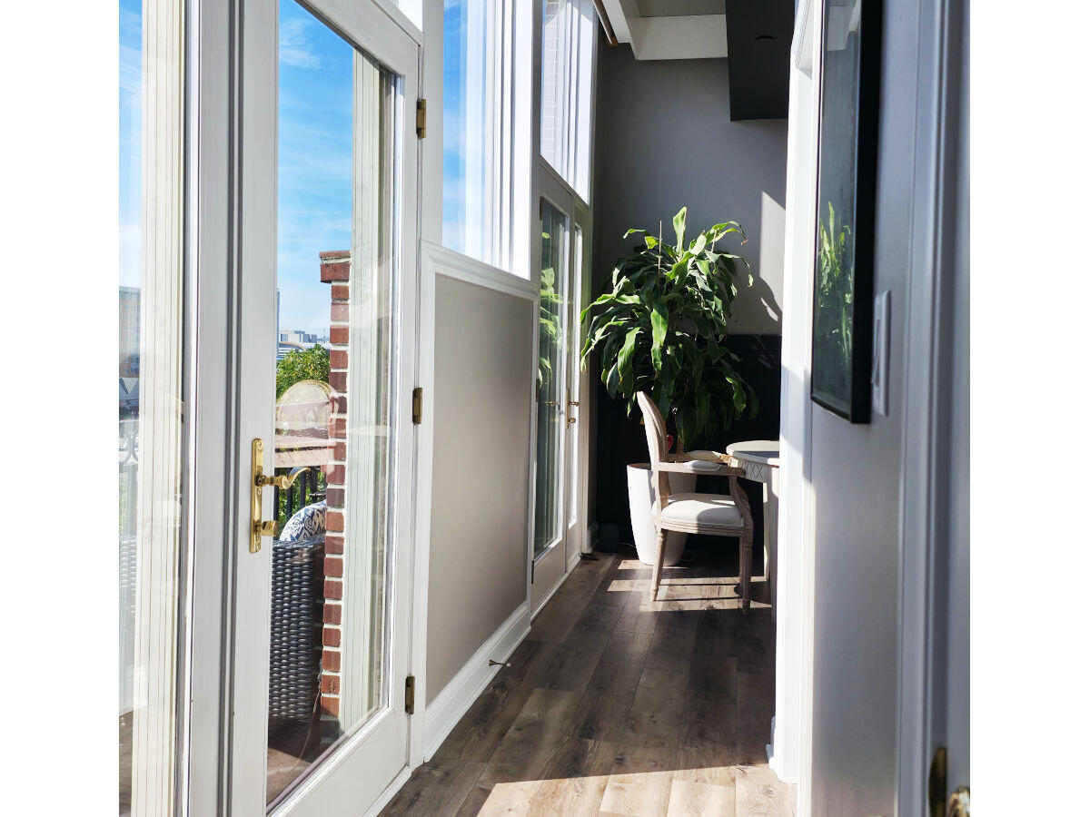 1515 North Van Buren Street, Unit 510 Milwaukee, WI 53202 - Photo 33 of 45 Hallway