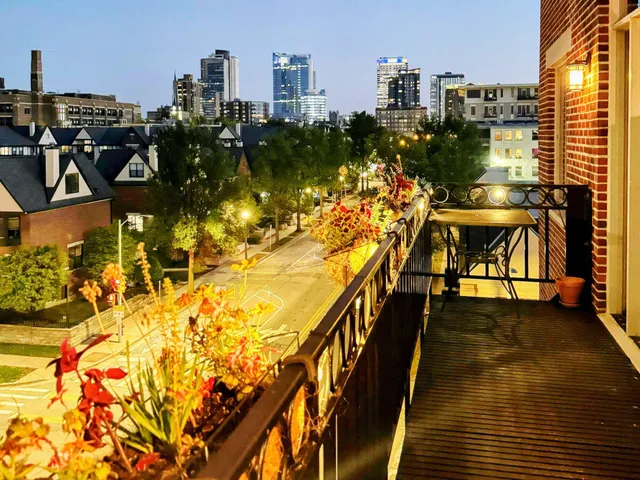 $3,950 | 1515 North Van Buren Street, Unit 510, Milwaukee, WI 53202