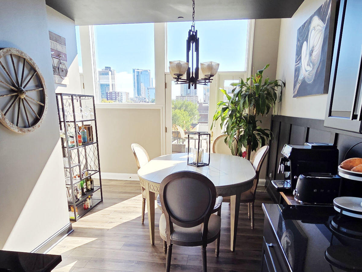 1515 North Van Buren Street, Unit 510 Milwaukee, WI 53202 - Photo 8 of 45 Dining Room