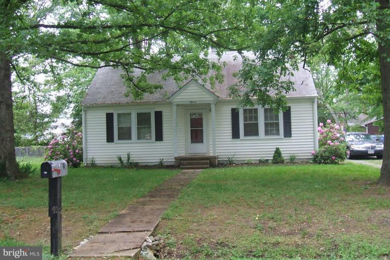 11 Blair Road Fredericksburg, VA 22405 - Photo 1 of 8 Exterior (Front)