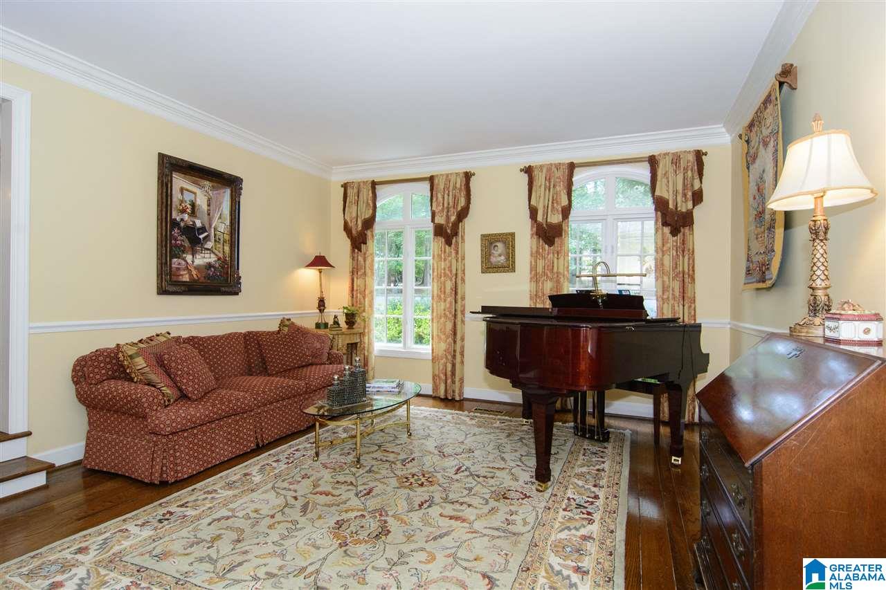3572 River Bend Road Birmingham, AL 35243 - Photo 4 of 35