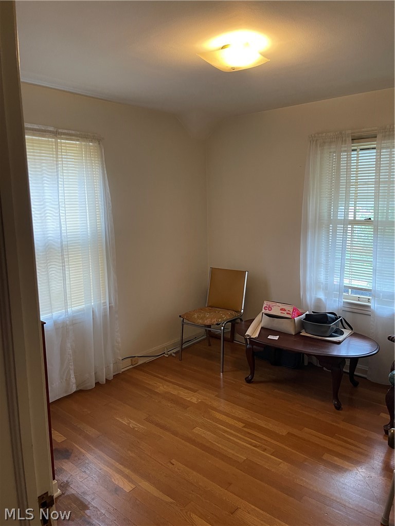 3851 Grosvenor Road Cleveland, OH 44118 - Photo 21 of 22