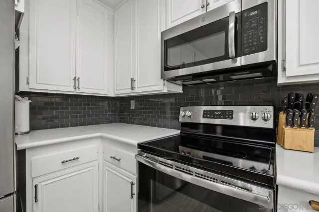 $699,000 | 17488 Plaza Otonal, San Diego, CA 92128