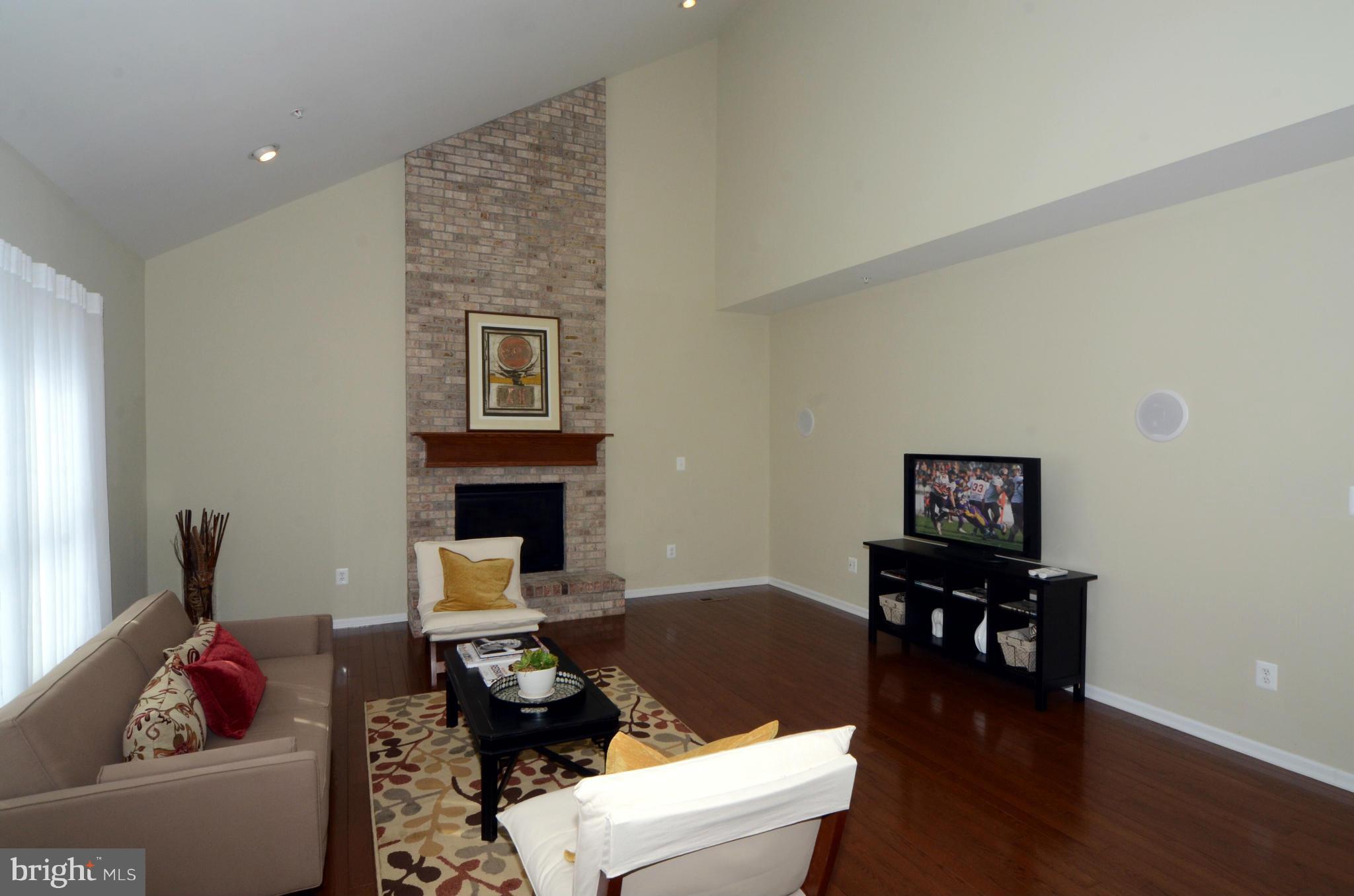 4028 Bridle Ridge Road Upper Marlboro, MD 20772 - Photo 12 of 30 Family Room