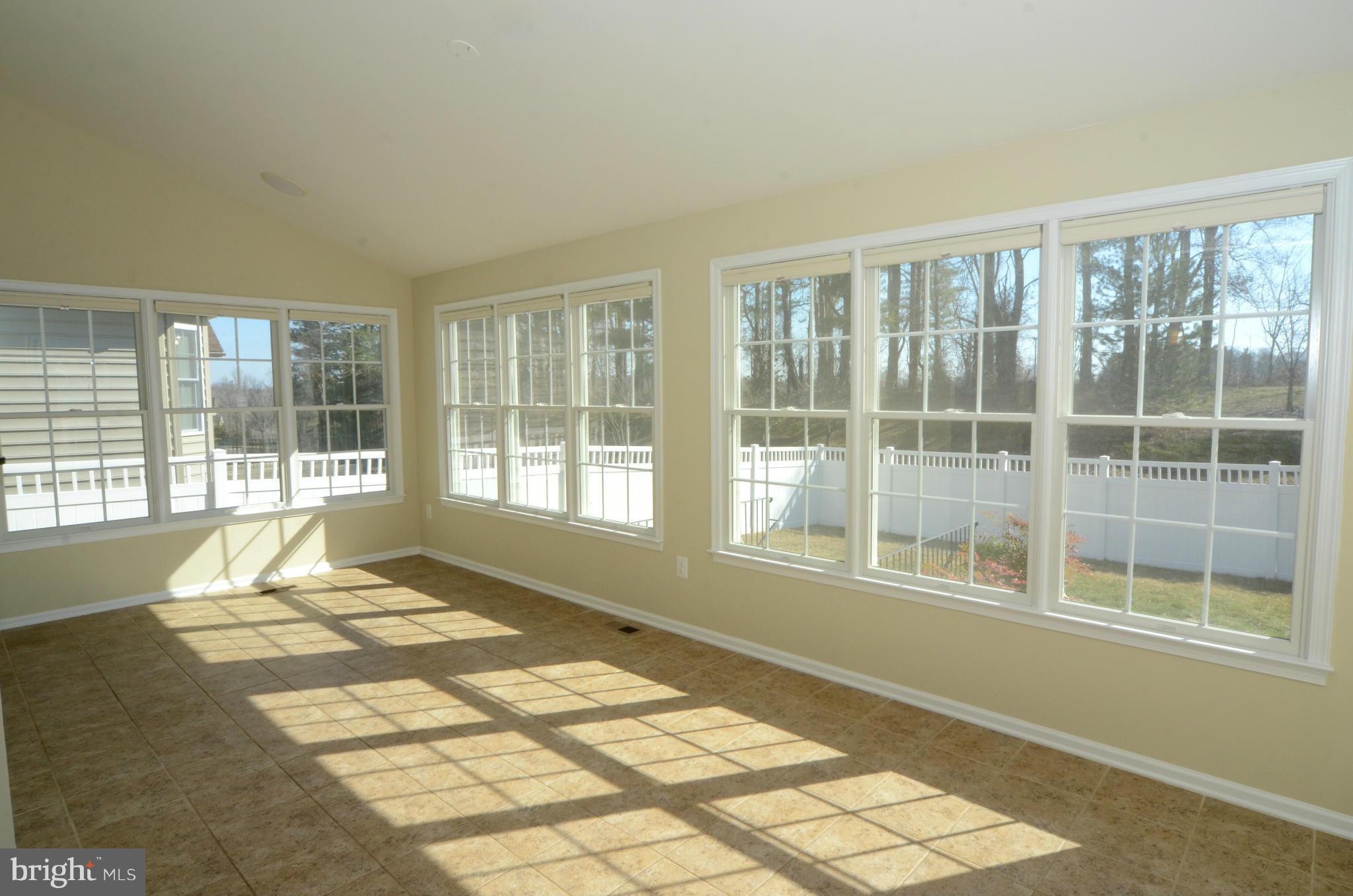 4028 Bridle Ridge Road Upper Marlboro, MD 20772 - Photo 5 of 30 Sunroom