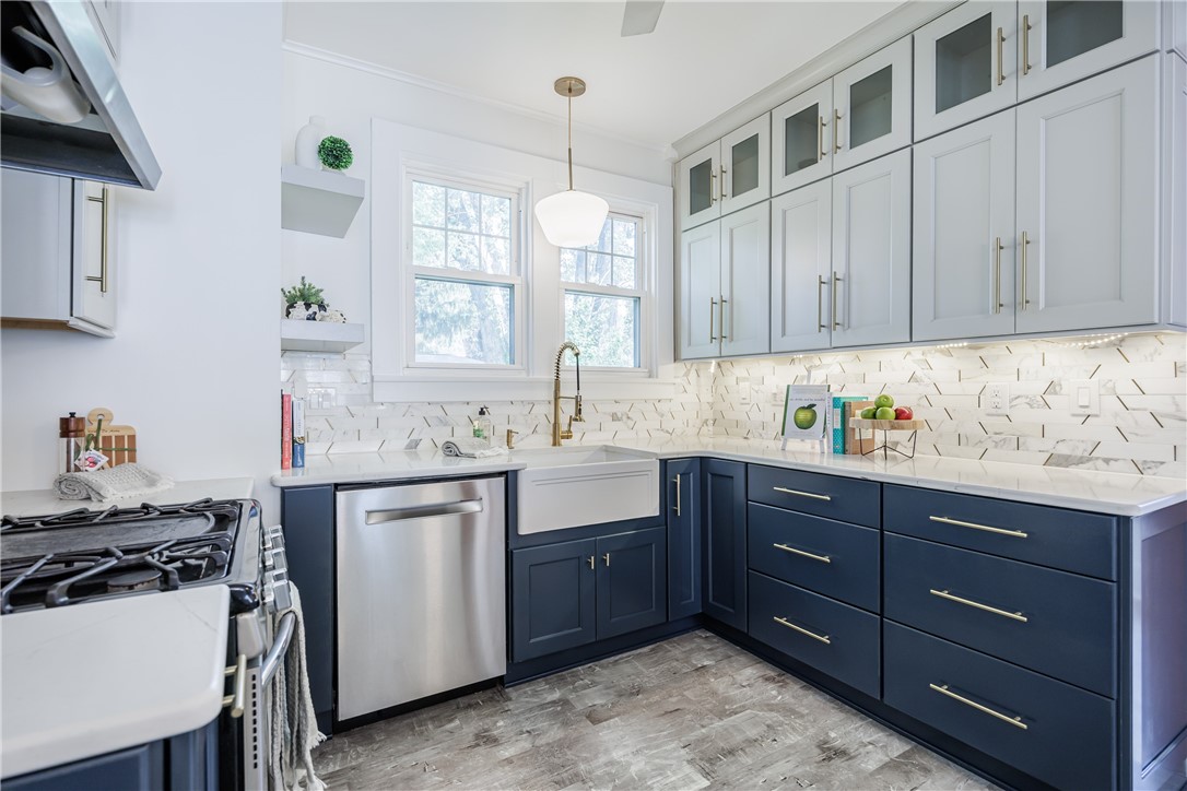 145 Leland Road Irondequoit, NY 14617 - Photo 9 of 40