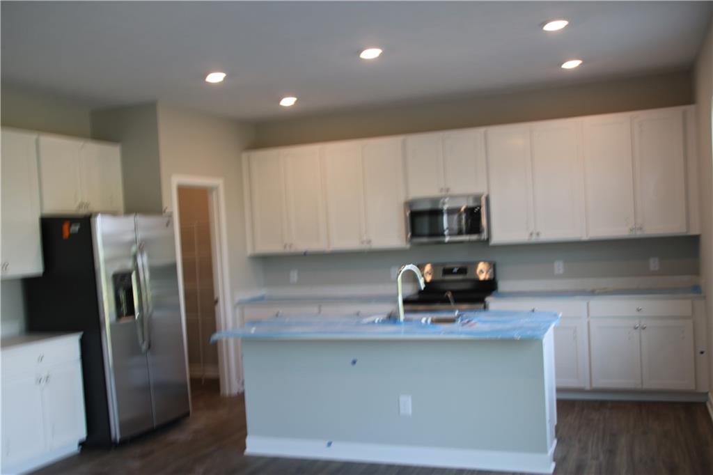 8772 Winton Place Pendleton, IN 46064 - Photo 3 of 45 Gallery Image 3