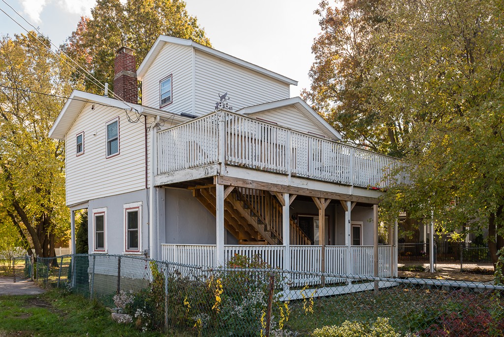 10 Landers Road Quincy, MA 02170 - Photo 1 of 17 Gallery Image 1