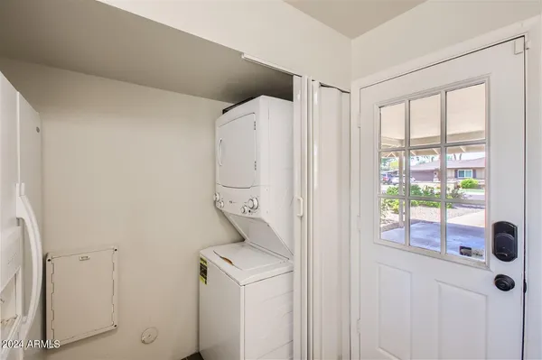 $2,900 | 3213 North 63rd Place, Scottsdale, AZ 85251