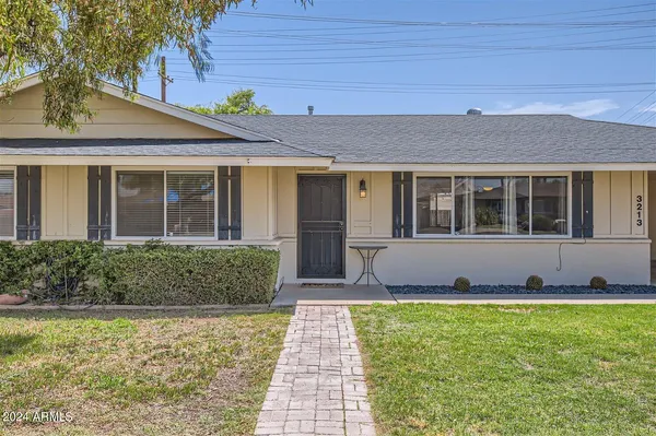 $2,900 | 3213 North 63rd Place, Scottsdale, AZ 85251