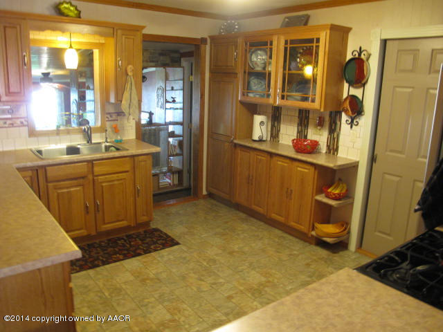 5619 Massie Road Amarillo, TX 79108 - Photo 6 of 64 5619 Massie 008