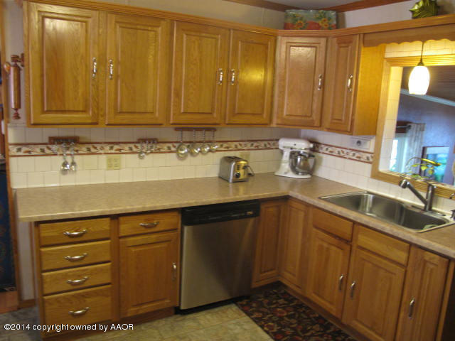 5619 Massie Road Amarillo, TX 79108 - Photo 7 of 64 5619 Massie 009
