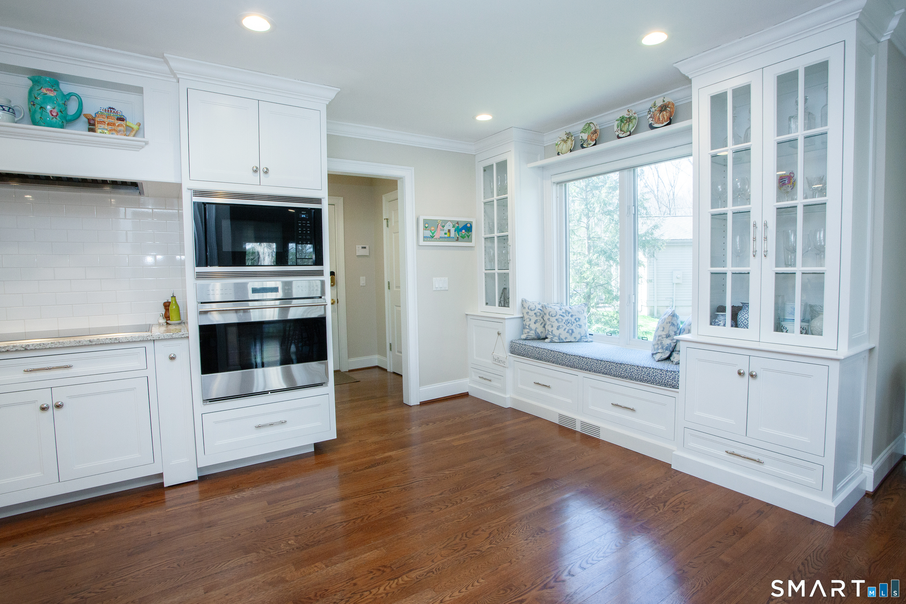 5 Shirecrest Avon, CT 06001 - Photo 3 of 39