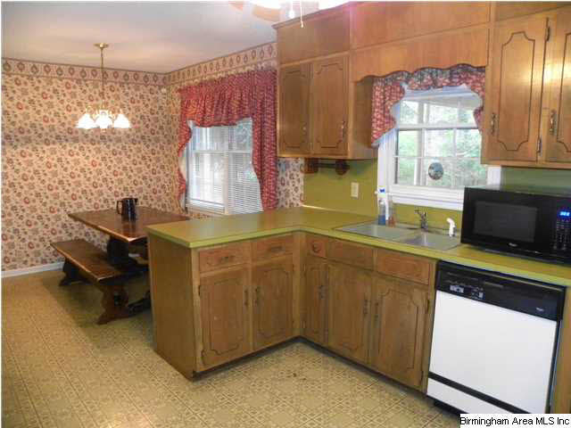 3490 Ridgecrest Drive Birmingham, AL 35216 - Photo 5 of 26