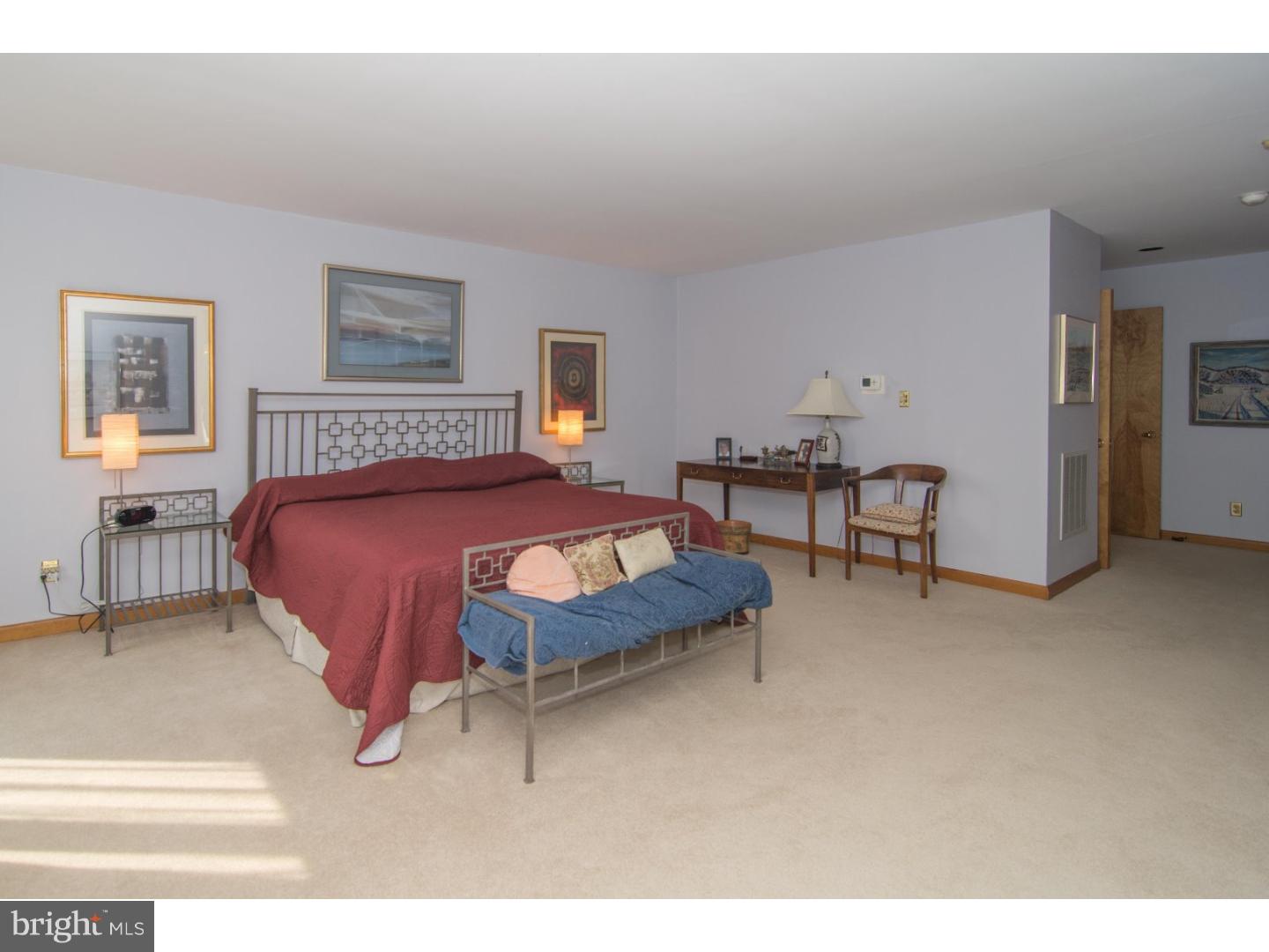 580 Summit Lane Riegelsville, PA 18077 - Photo 12 of 25 Master Bedroom