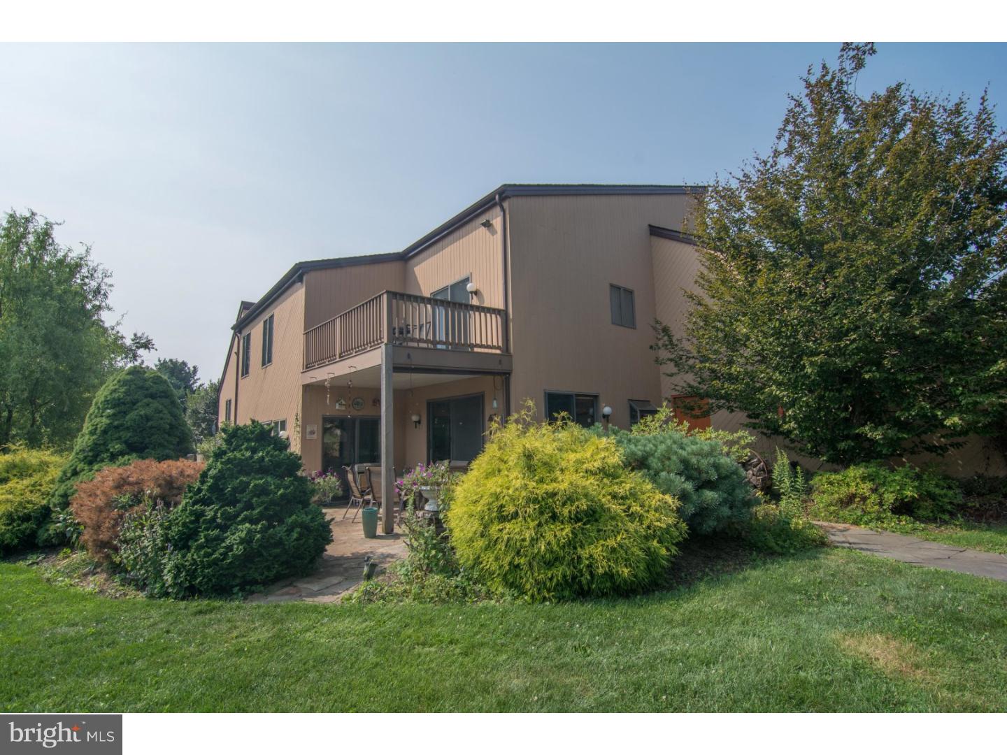 580 Summit Lane Riegelsville, PA 18077 - Photo 23 of 25 Exterior Side