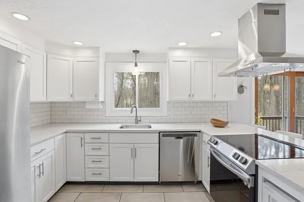 $950,000 | 112 High Street, Acton, MA 01720