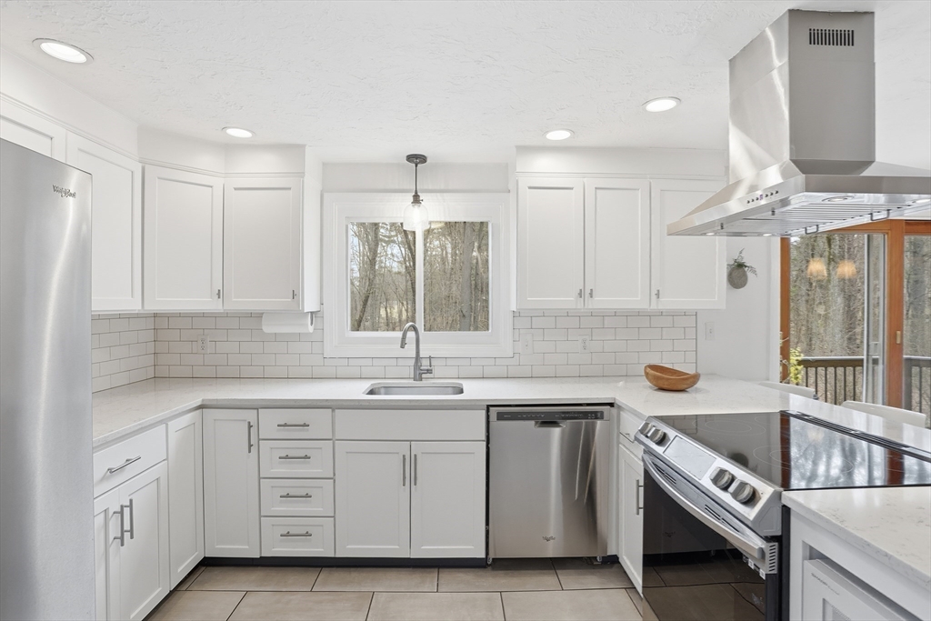 112 High Street Acton, MA 01720 - Photo 10 of 42