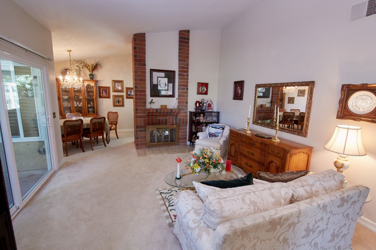 10485 Pine Grove Street Spring Valley, CA 91978 - Photo 4 of 25 Gallery Image 4