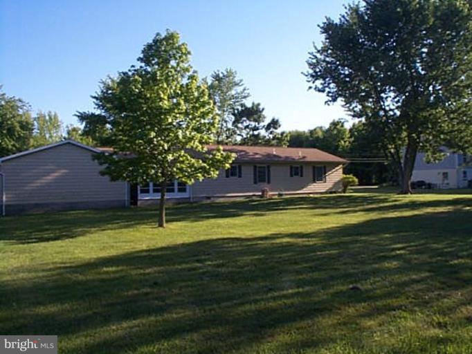 112 Oregon Road Stevensville, MD 21666 - Photo 2 of 3 Back yard