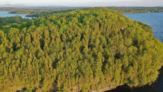 $3,500,000 | 0 Malletts Head, Colchester, VT 05446