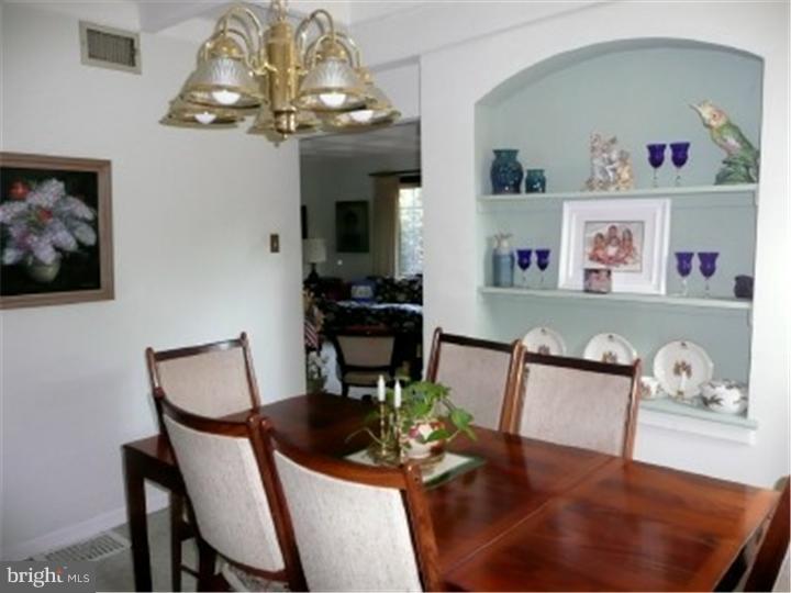 8202 Douglas Road Wyndmoor, PA 19038 - Photo 4 of 10 Dining Room