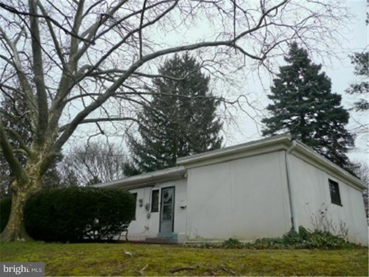 8202 Douglas Road Wyndmoor, PA 19038 - Photo 10 of 10 Exterior Back